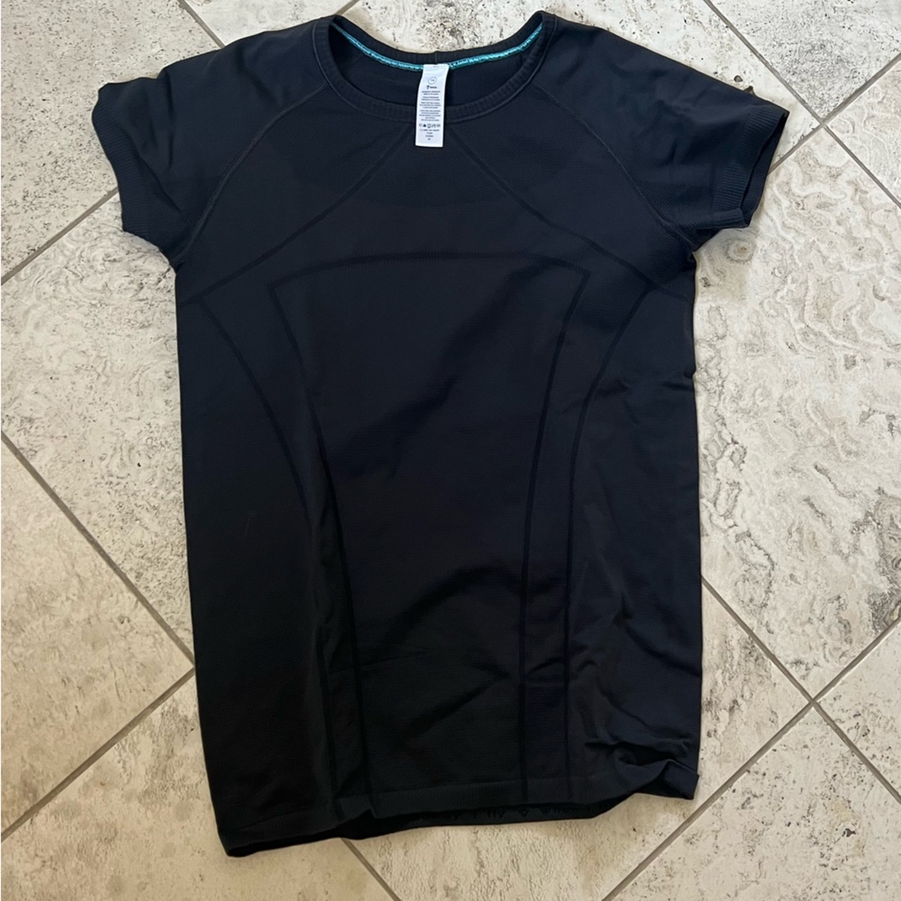 Ivivva by lululemon Black Swiftly Short Sleeve